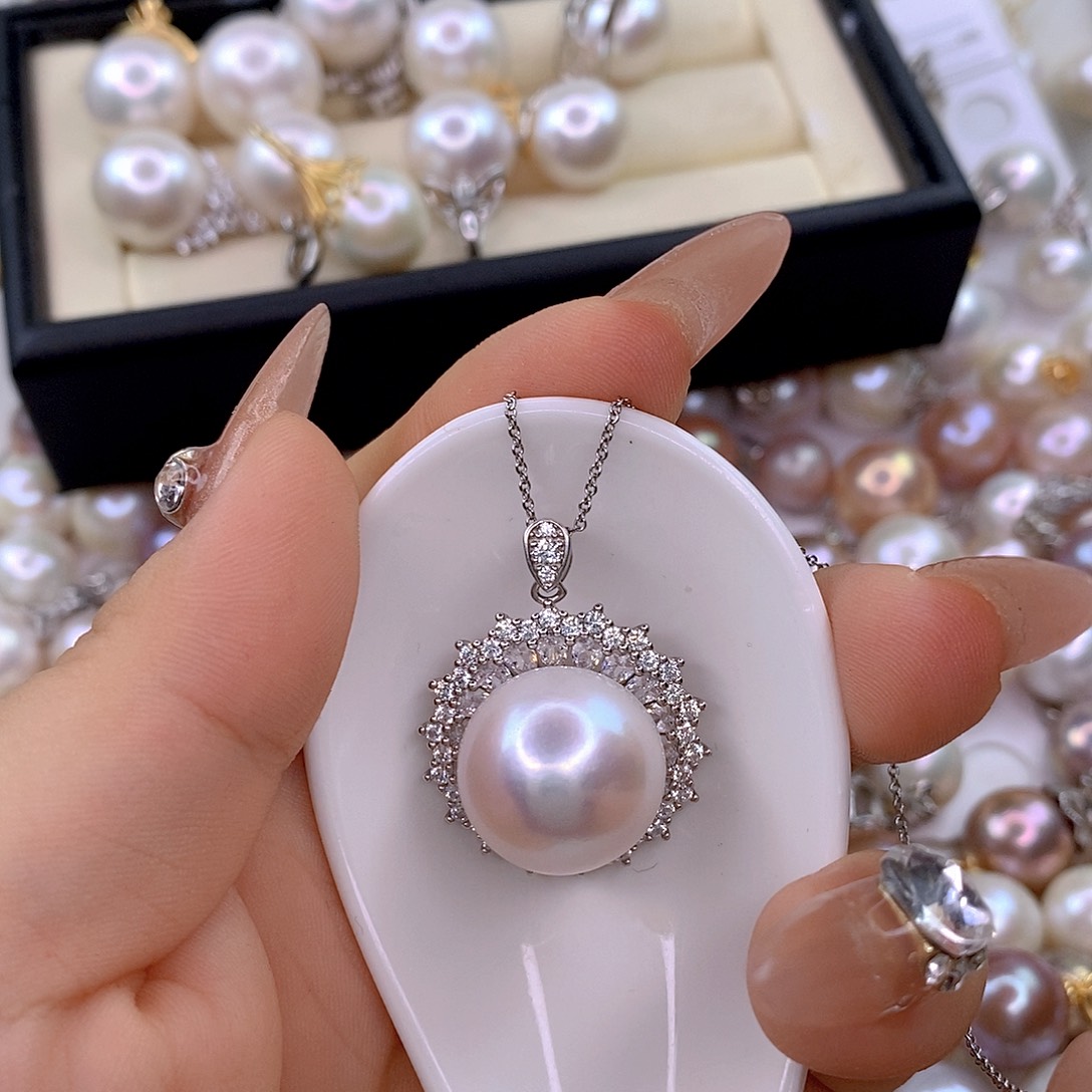 淡水珍珠银S925镶嵌颈饰