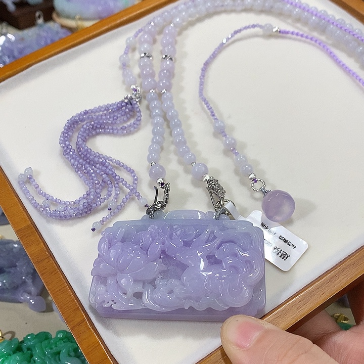 翡翠未镶嵌颈饰翡翠吊坠