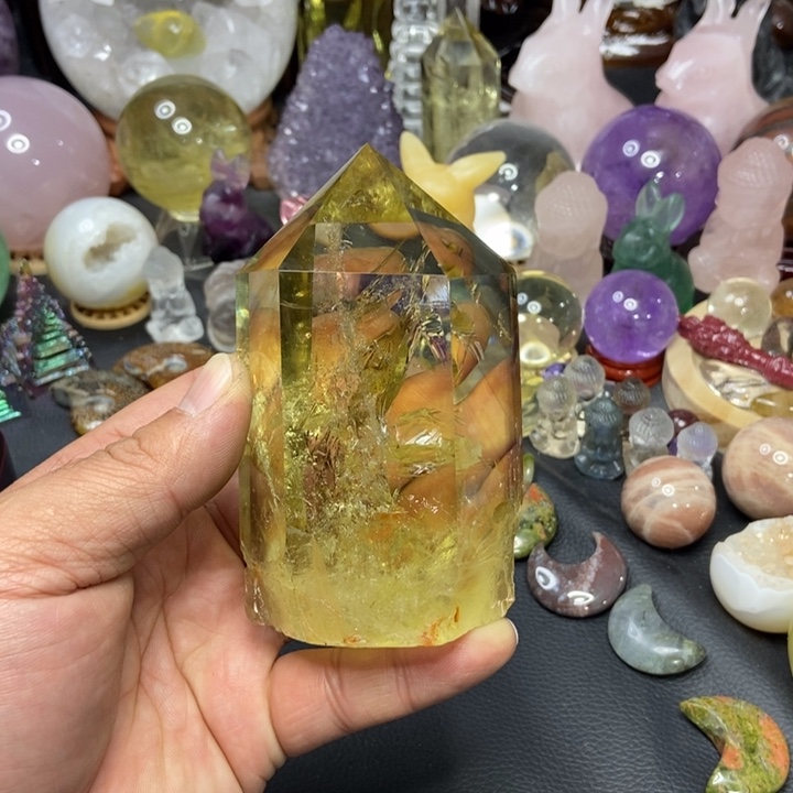 水晶摆件未镶嵌小****9黄水晶柱子