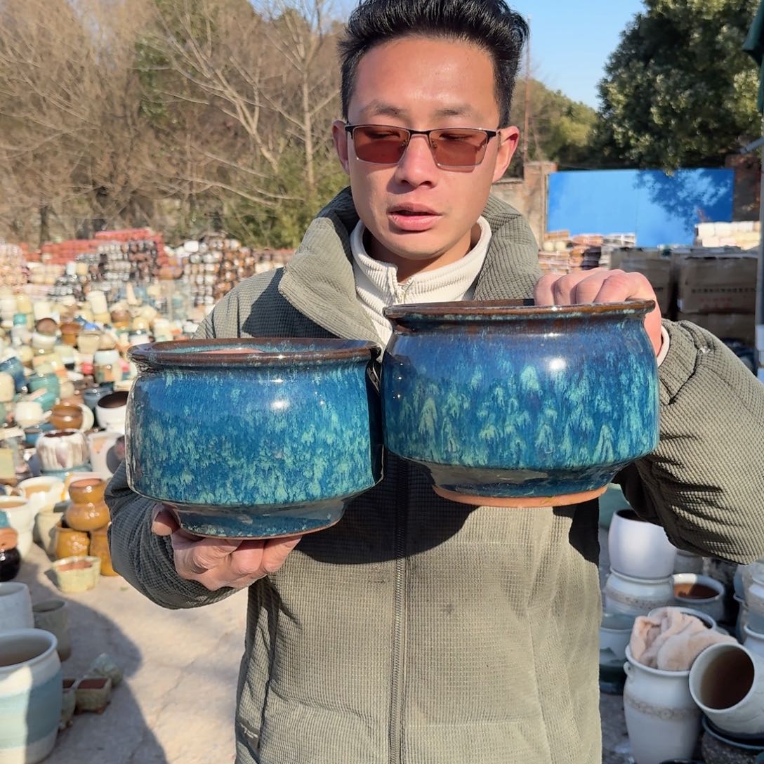 紫砂花盆口20高15（两个拼雪花绿