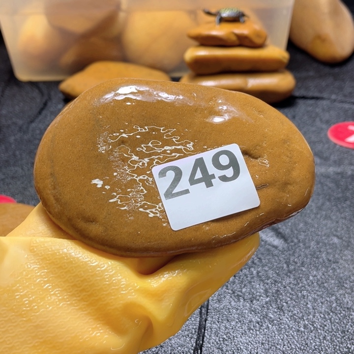 火***基手工艺品琉璃木头人和