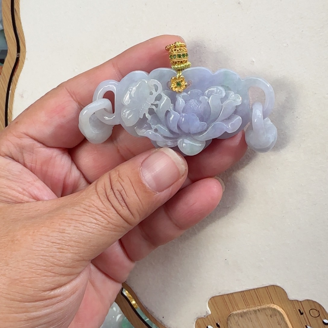 翡翠颈饰足铂镶嵌仿古