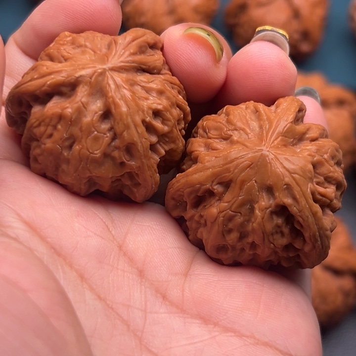 梵***高吊坠文玩核桃8888888888