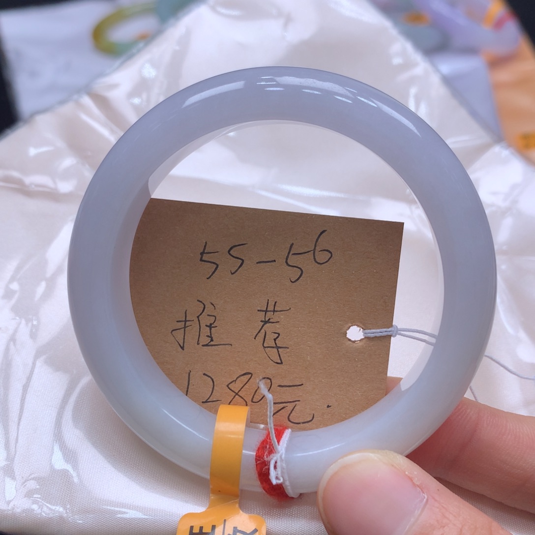 翡翠未镶嵌手镯手镯