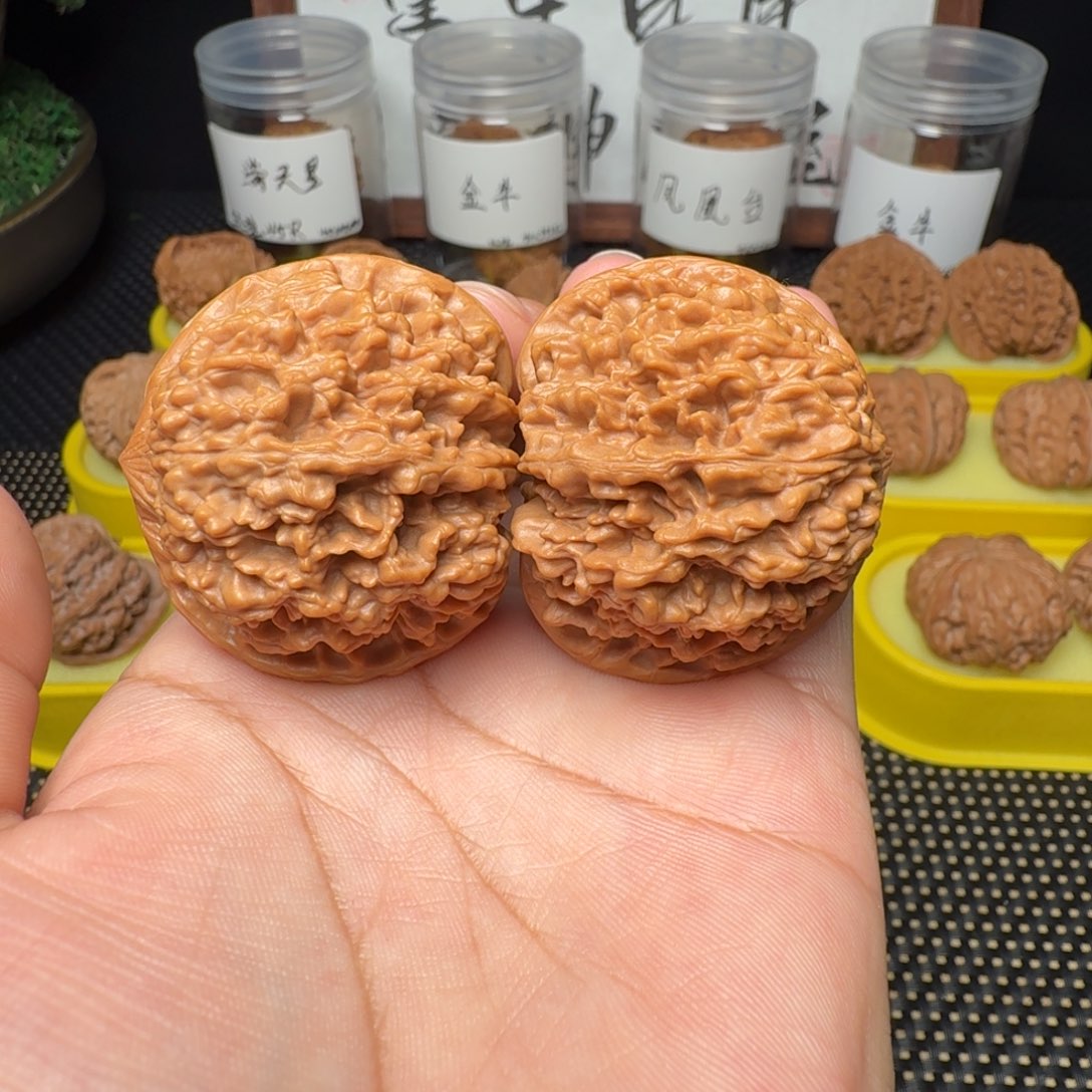 文玩核桃把件微修42满天星