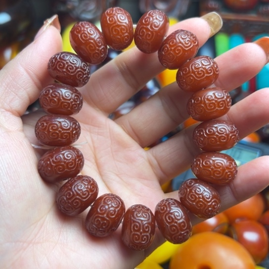 琥珀手串未镶嵌蜜蜡