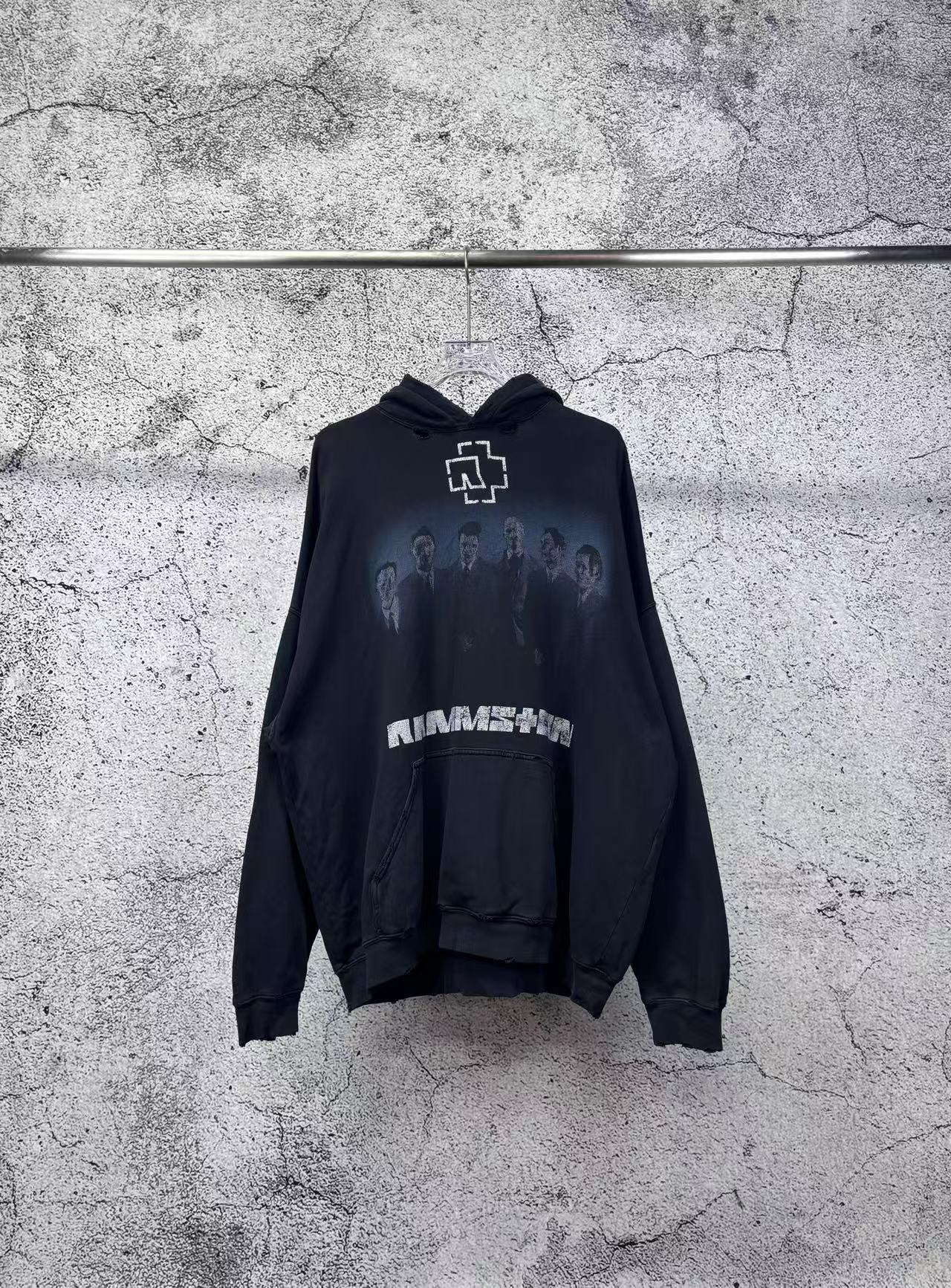 未使用 Balenciaga/巴黎世家 限定德国战车帽衫/XXS码/R0426