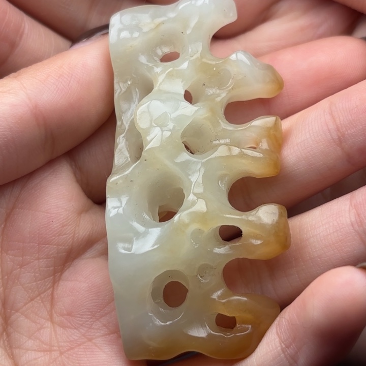 未镶嵌和田玉挂件