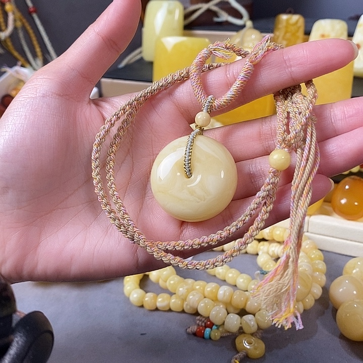 琥珀未镶嵌裸石平安扣