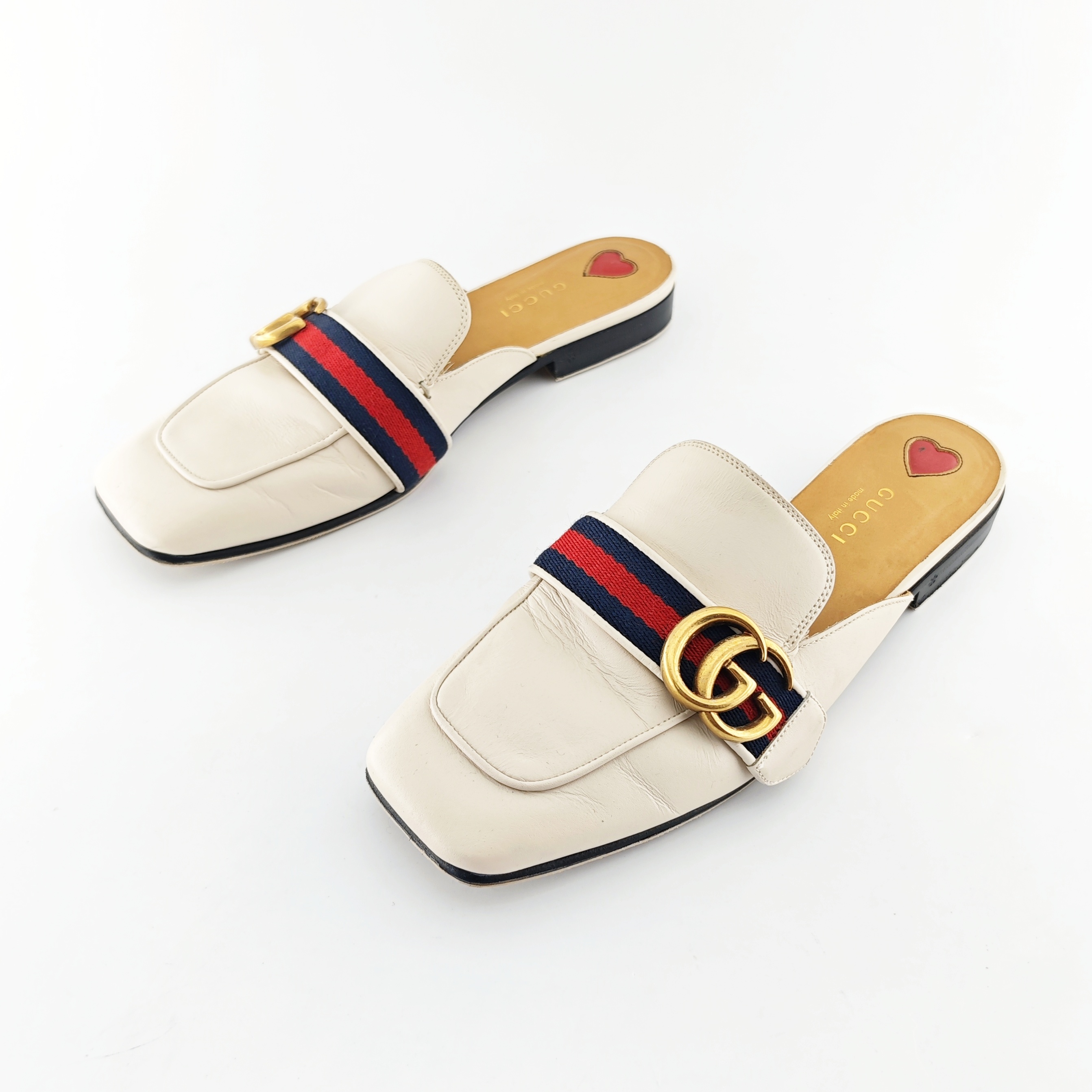 95新 GUCCI/古驰 GUCCI/古驰 37码 裸色平底鞋 D5295