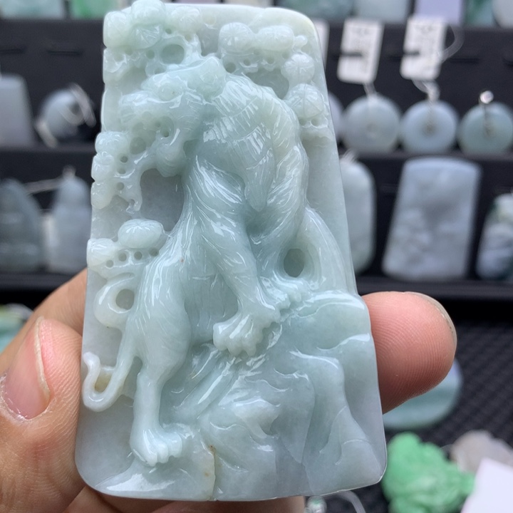 翡翠吊坠(不含链)未镶嵌