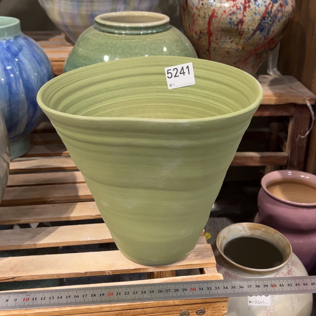 瓷片5241已经打孔高23长25