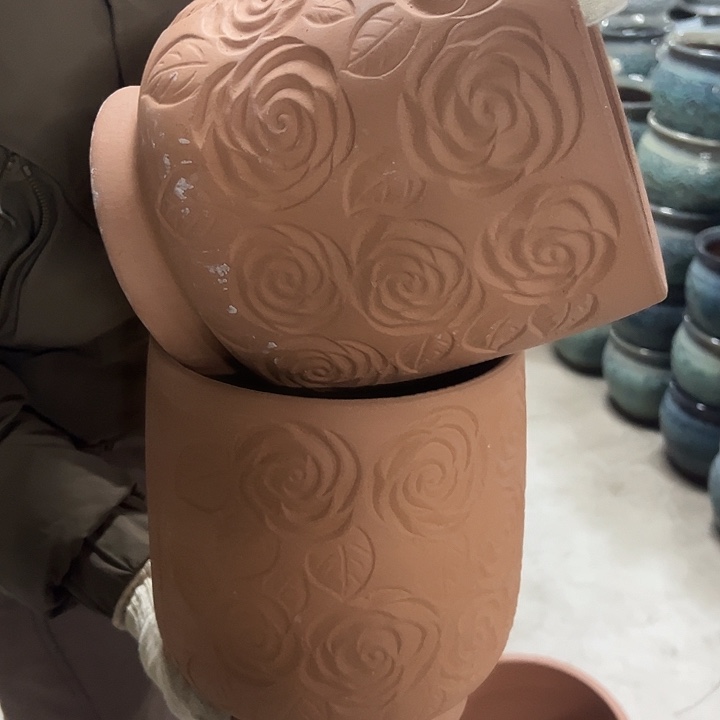 高度22厘米口20厘米