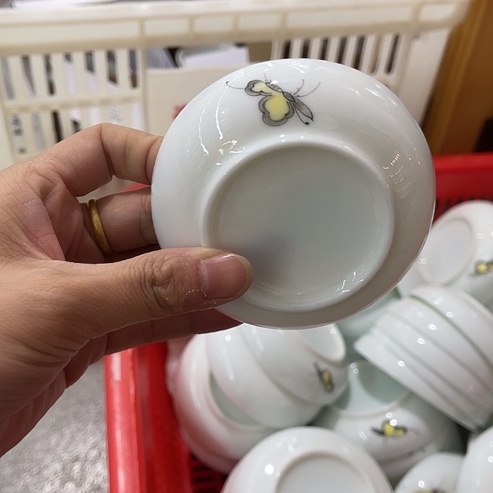 福利待遇多多哦哦哦