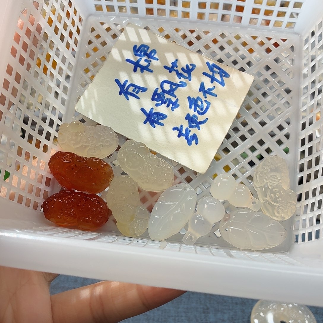 玛瑙/玉髓未镶嵌颈饰