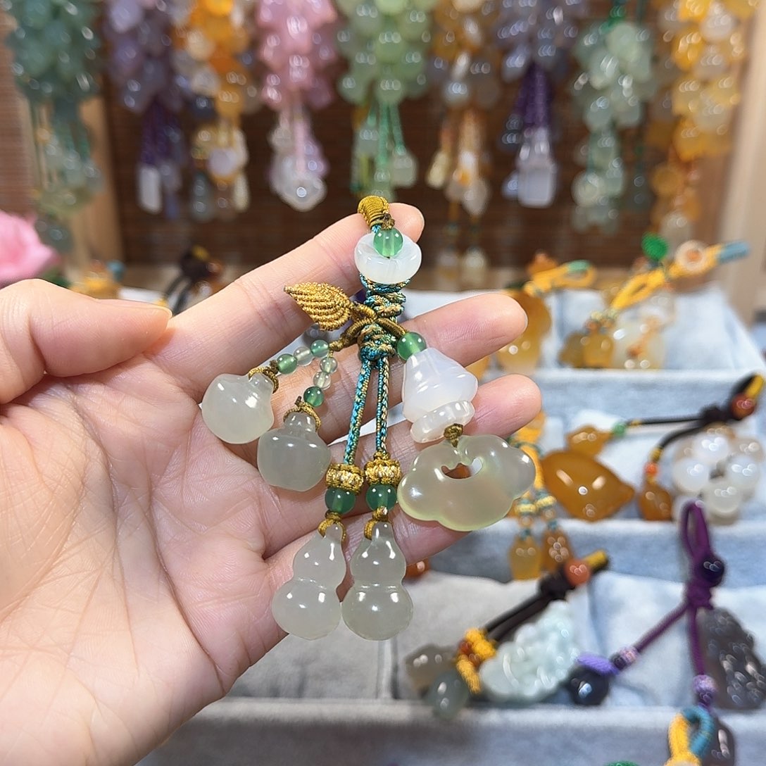 玛瑙/玉髓钥匙挂件未镶嵌