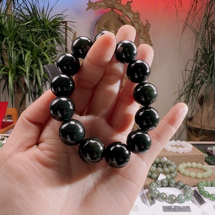 和田玉手串未镶嵌