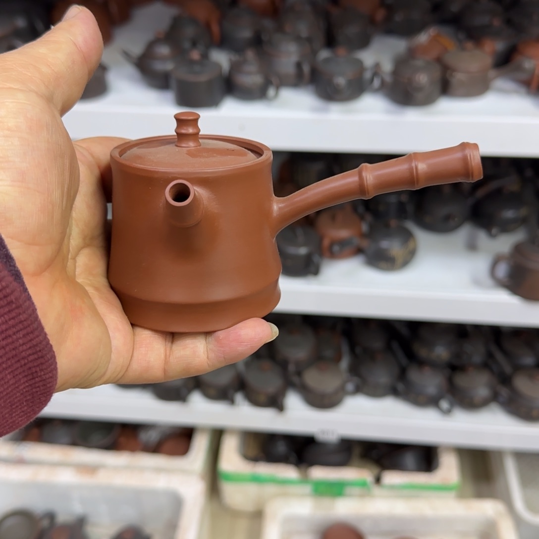 壶坭兴陶直播室老韩