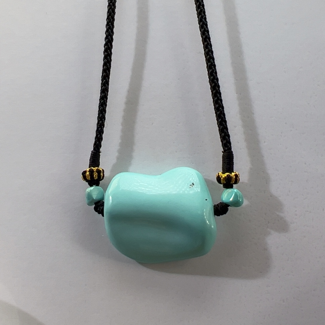 绿松石未镶嵌挂件