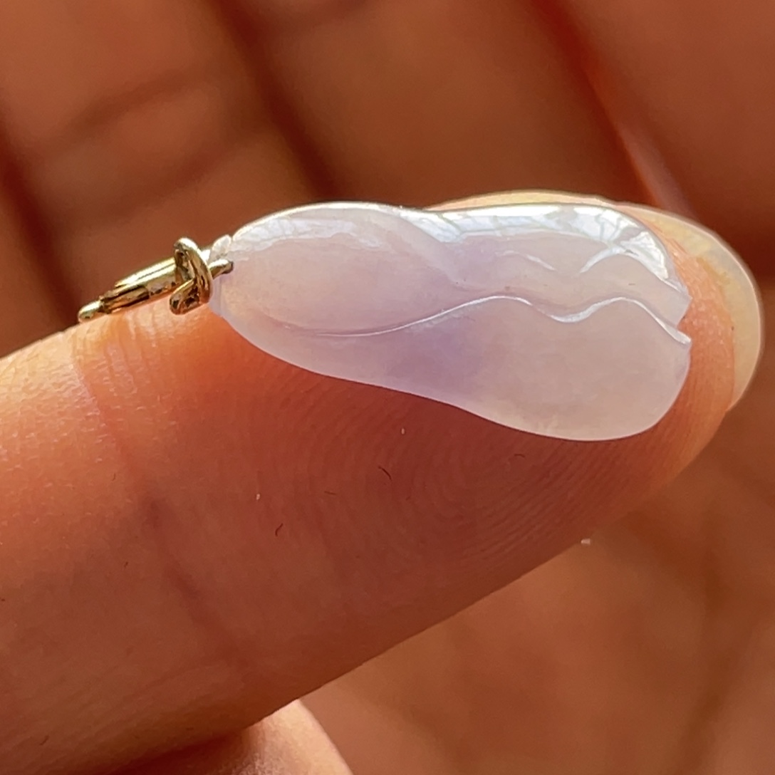 翡翠颈饰18K金镶嵌玉兰花