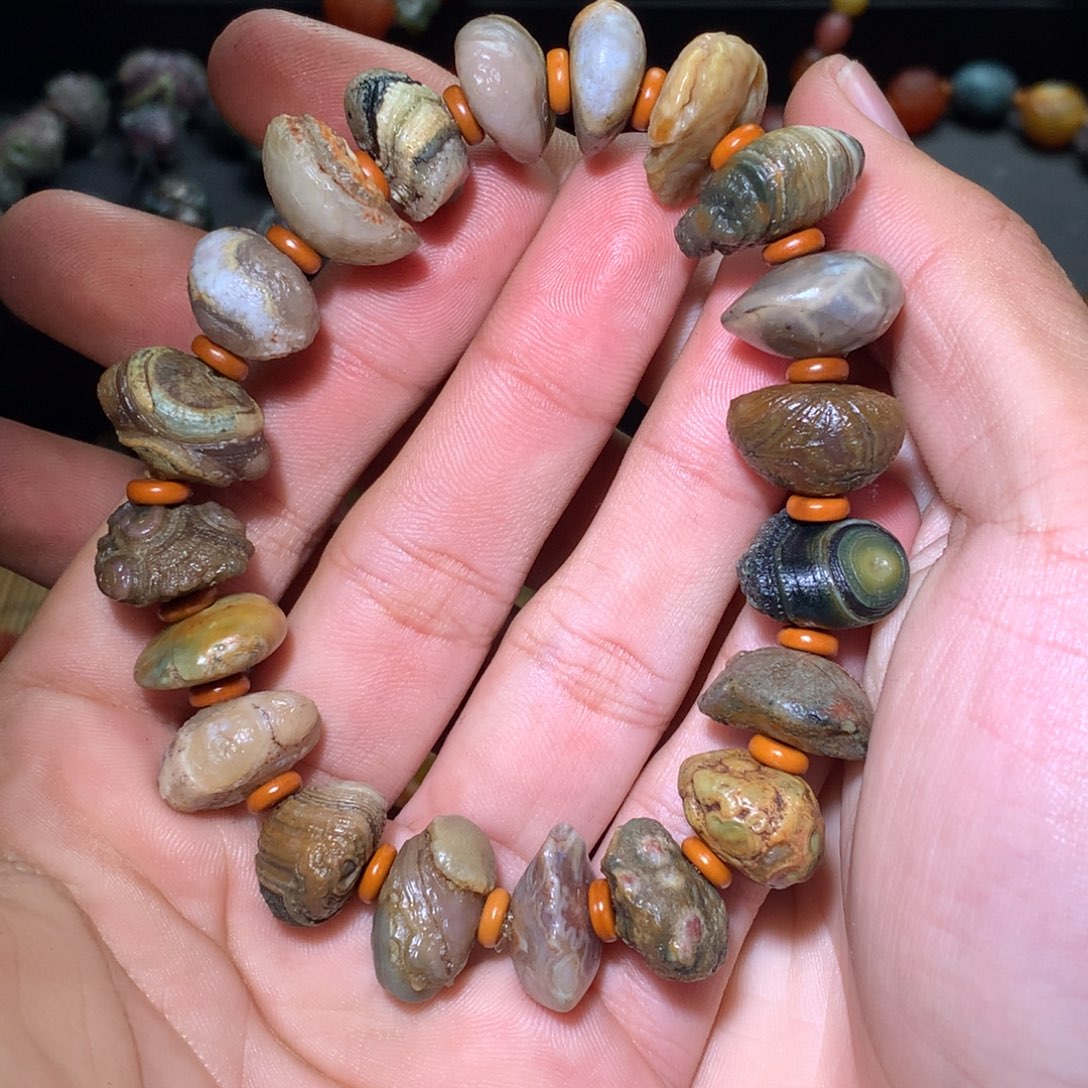 玛瑙/玉髓未镶嵌阿拉善戈壁玛瑙