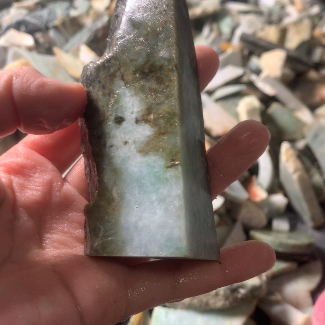 翡翠颈饰未镶嵌缅甸翡翠