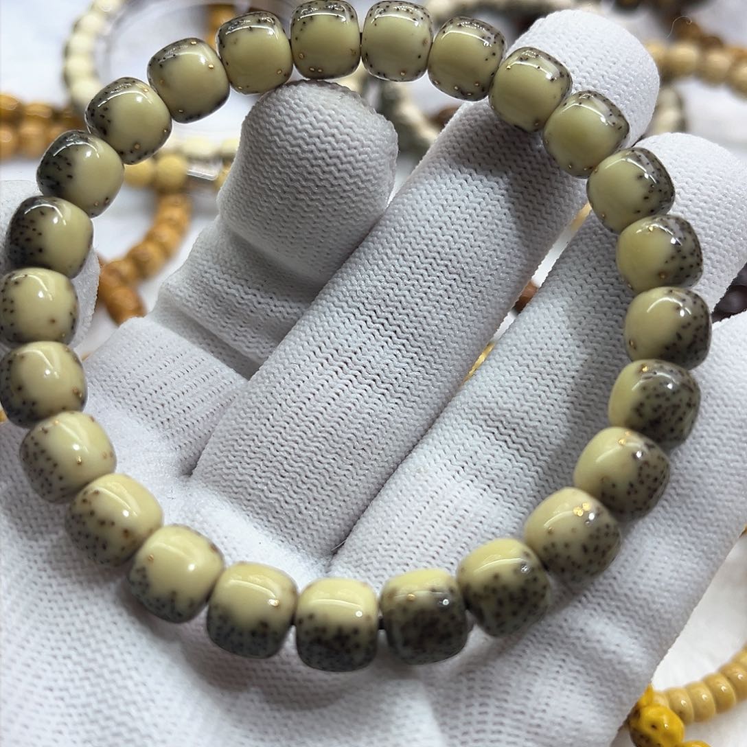 星月菩提吊坠河豚