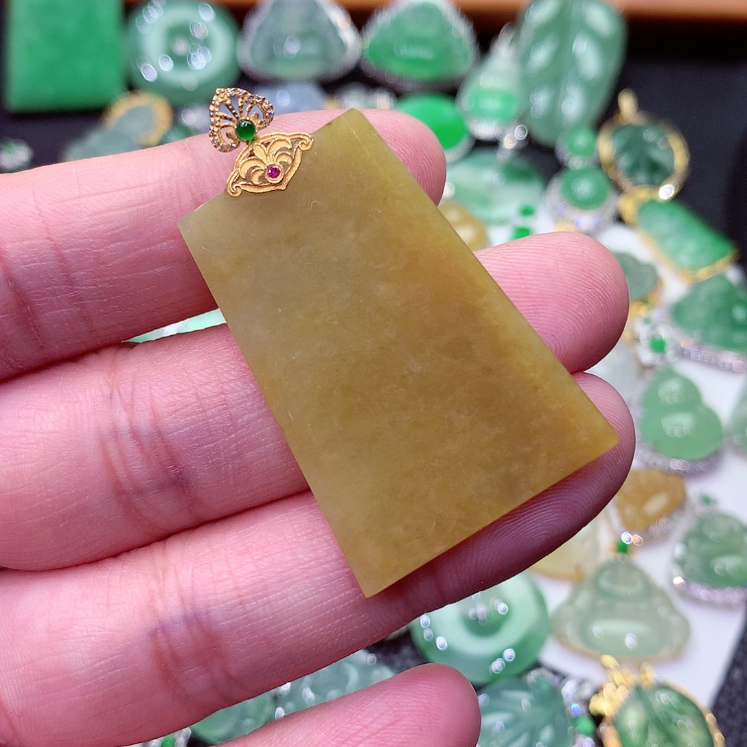 翡翠颈饰18K金镶嵌纯天然