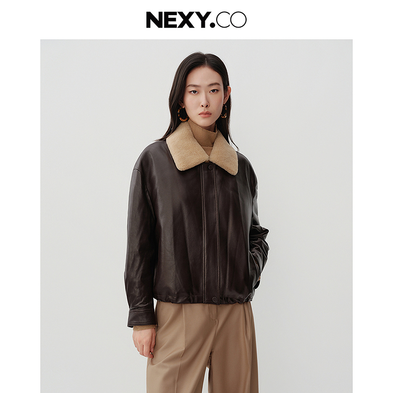 奈蔻皮羽绒外套XP00247A4