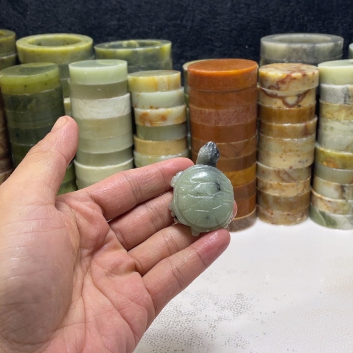 【闪购商品】蛇纹石玉未镶嵌珠宝半成品