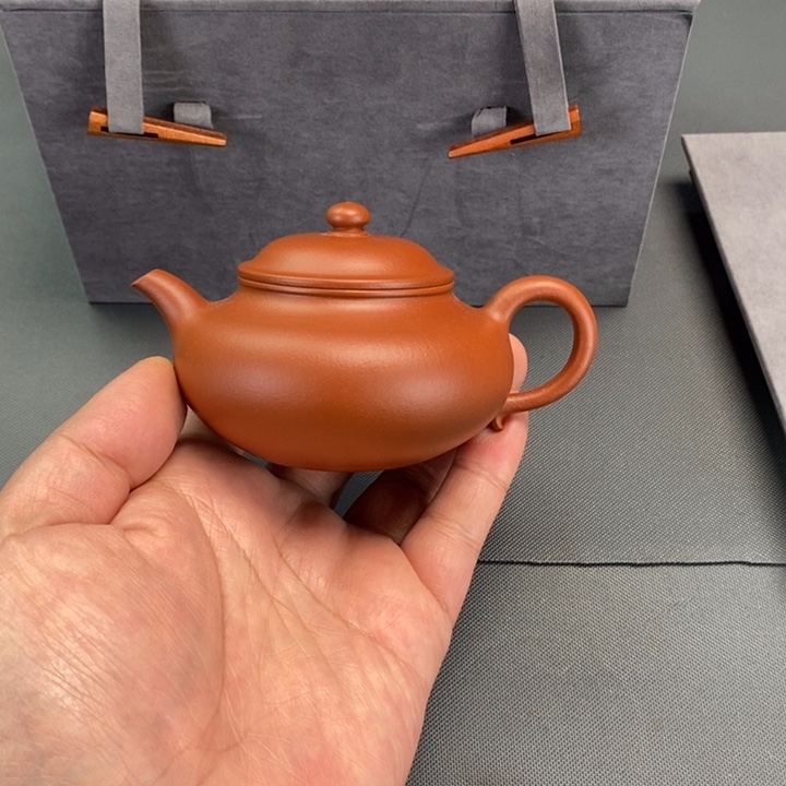 陈***骥紫砂茶壶全手莲子