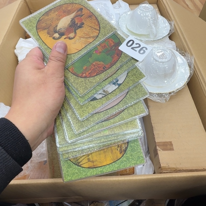 瓷片工艺品摆件瓷器摆件666