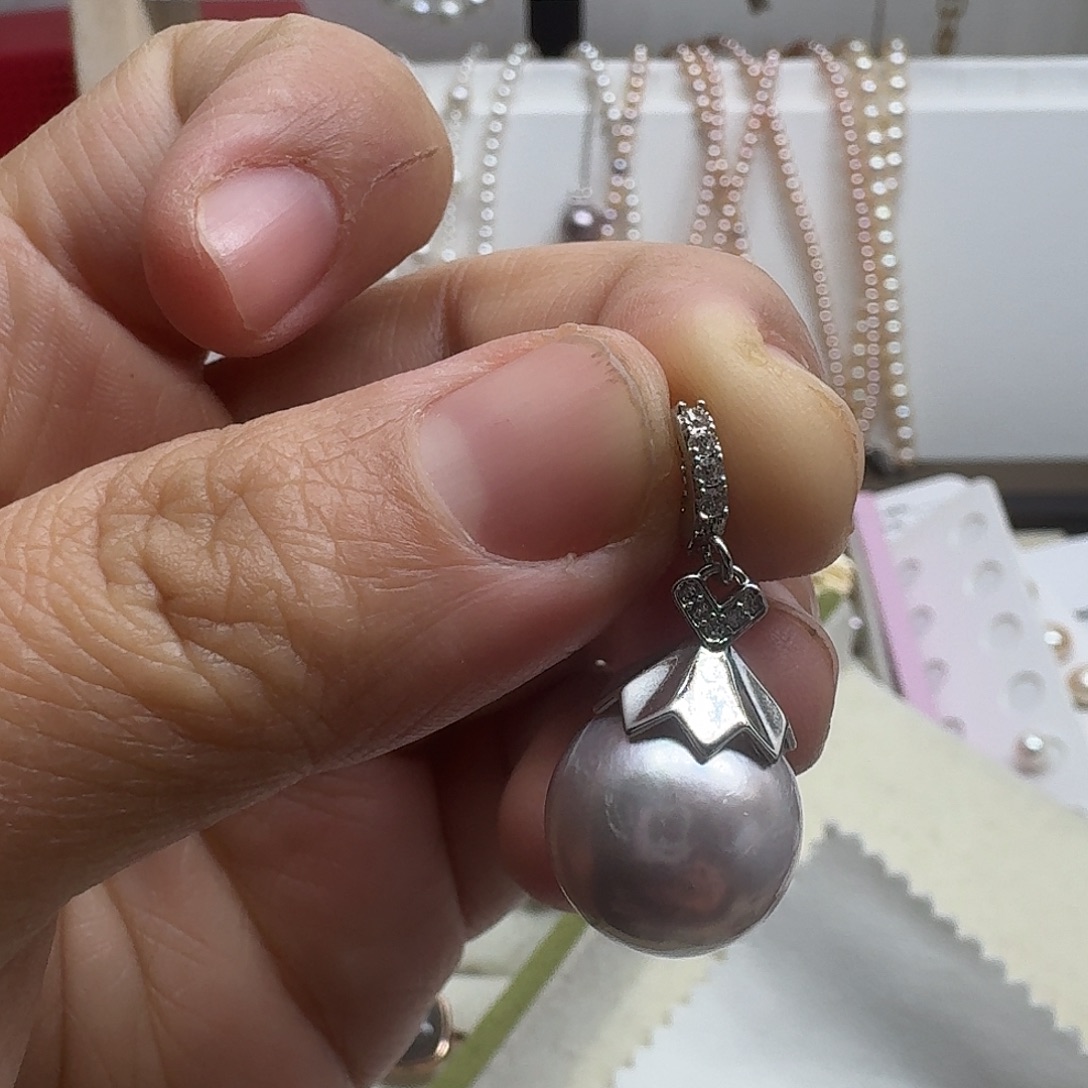 古***菲银S925镶嵌颈饰淡水珍珠13-14mm大吊坠微瑕