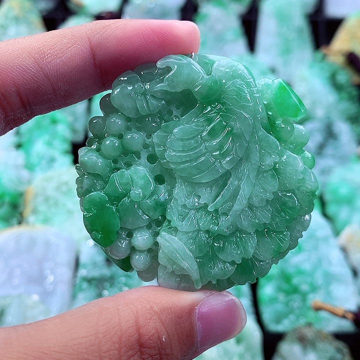 翡翠未镶嵌吊坠(不含链)