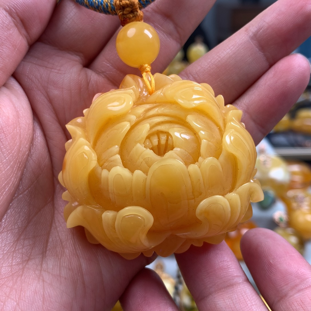 蜜蜡珠宝奇石未镶嵌