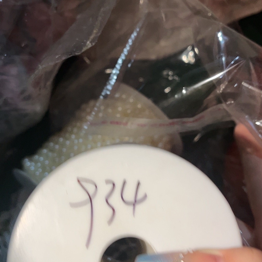 夏***舞一位年轻女性向自己心爱女人表白称