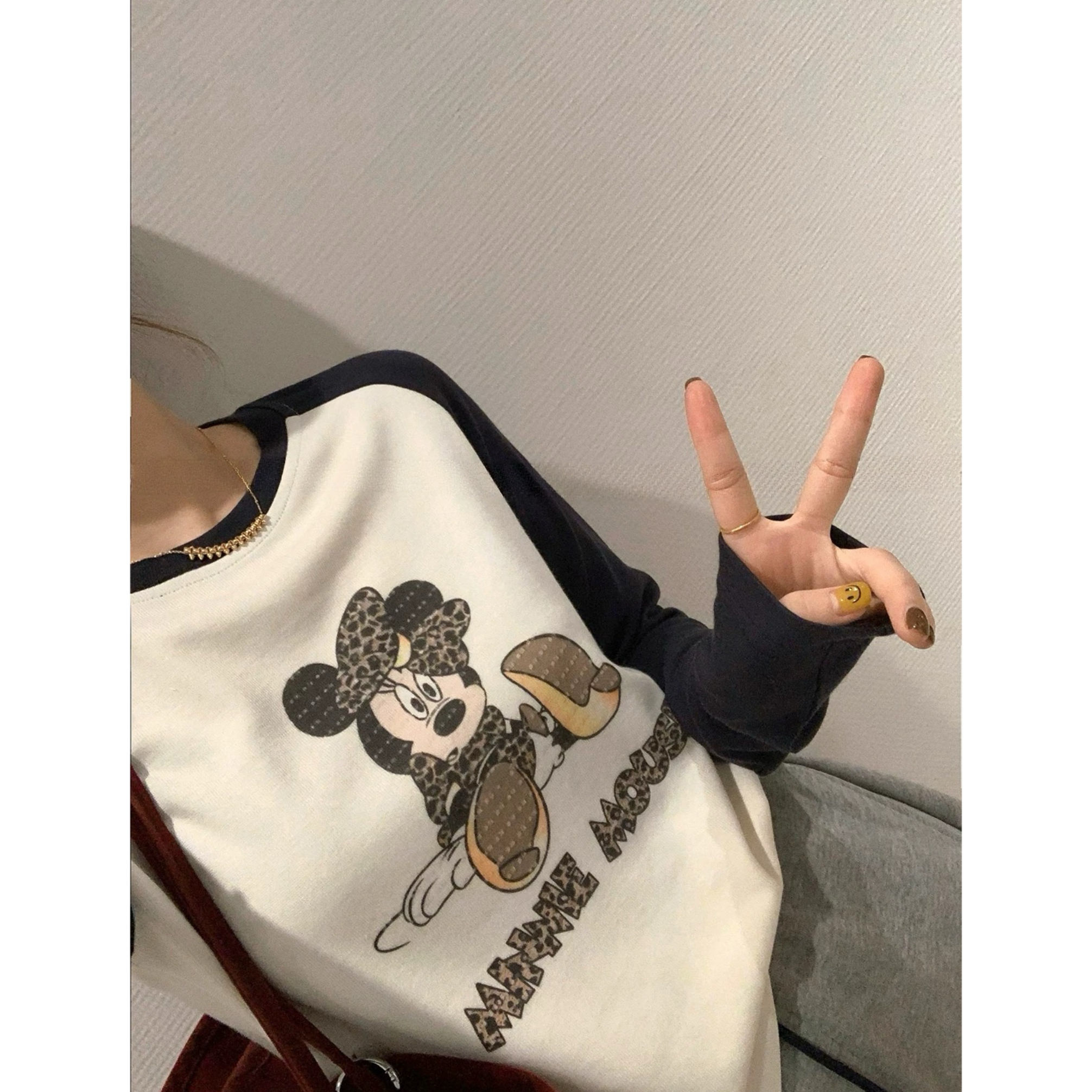 【豹纹米妮】灰色撞色磨毛加绒长袖卡通T恤女2025秋季新款显瘦上衣