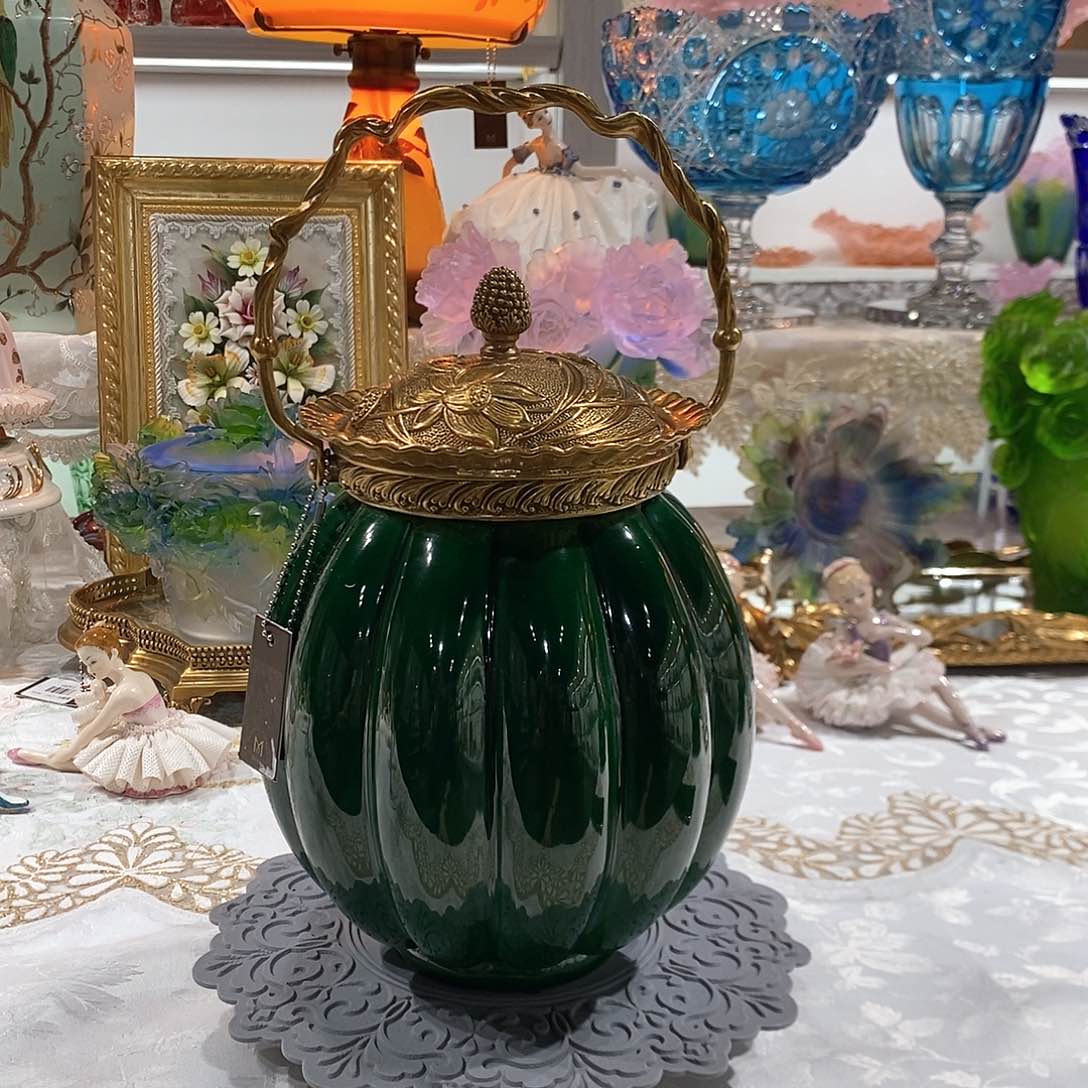 摆件铜配瓷祖母绿南瓜提壶