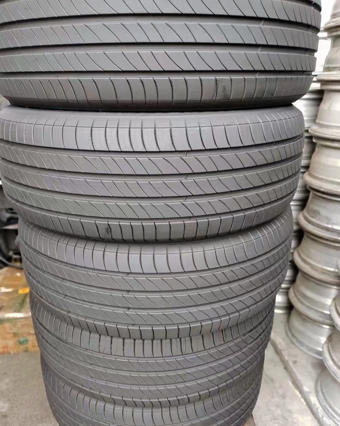 米其林 倍耐力 普利司通 马牌 邓禄普 固特异 精品轮胎