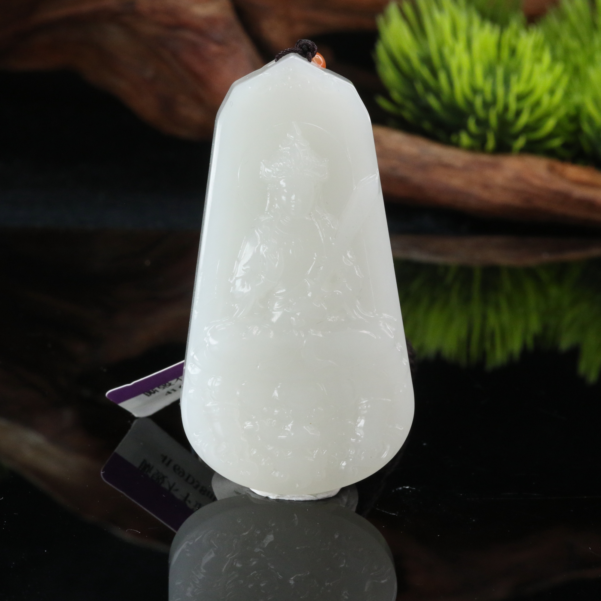 20和田玉羊脂白观音/901151北京中保拍卖