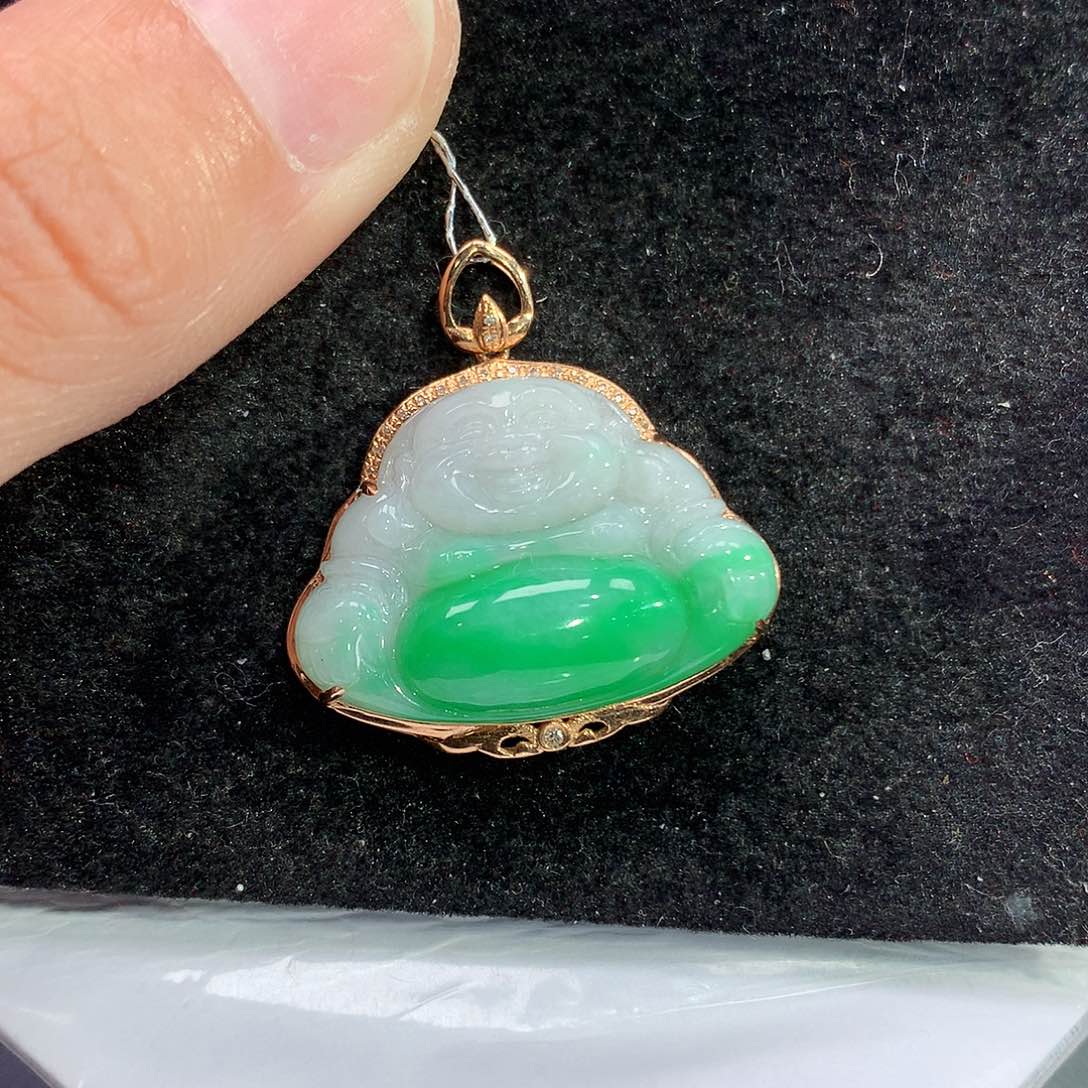 翡翠吊坠(赠链)18K金镶嵌
