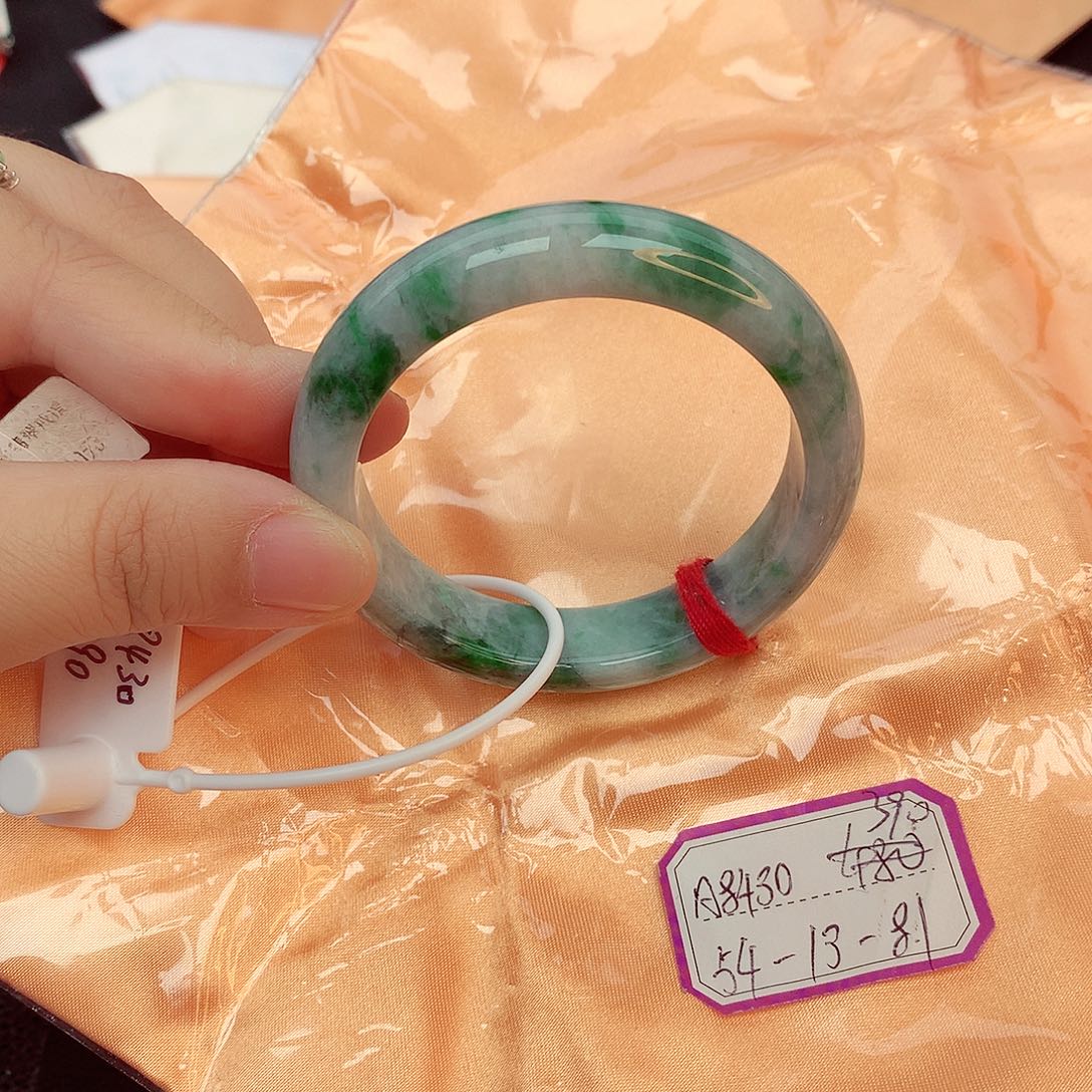 翡翠手镯未镶嵌天然缅甸翡翠A货