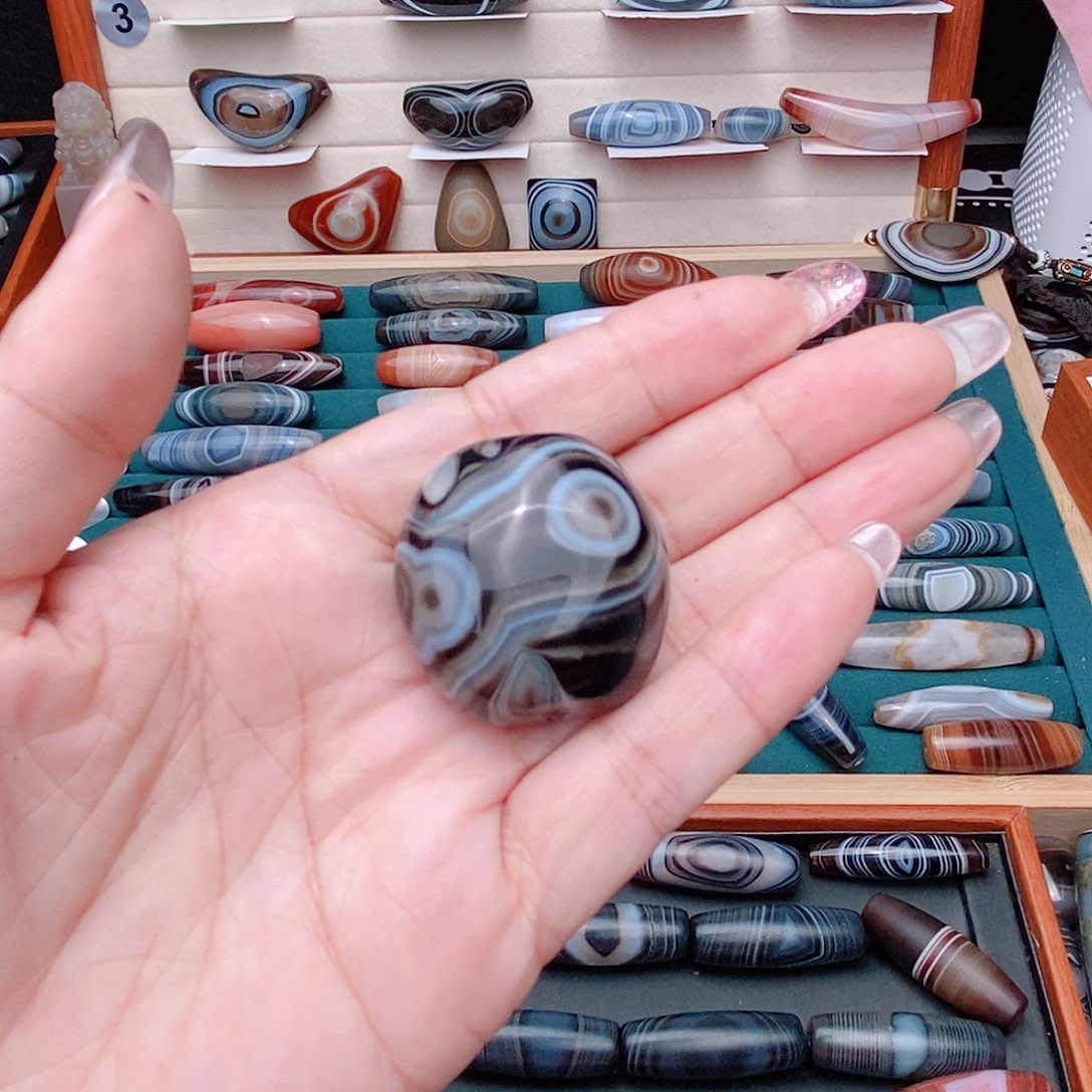 合金颈饰玛瑙/玉髓风****吗