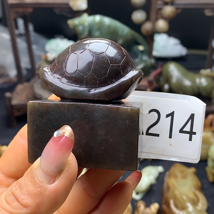 和田玉未镶嵌车挂