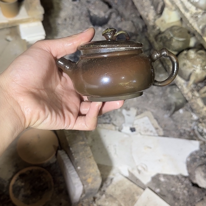 坭兴陶龙窑柴烧龙窑