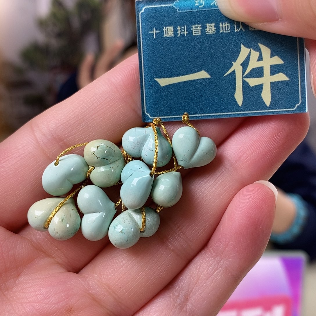 绿松石未镶嵌珠宝奇石多样性发货