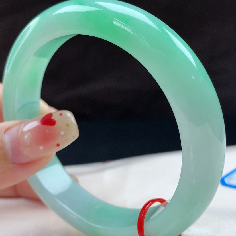 【闪购商品】翡翠手镯未镶嵌8008，