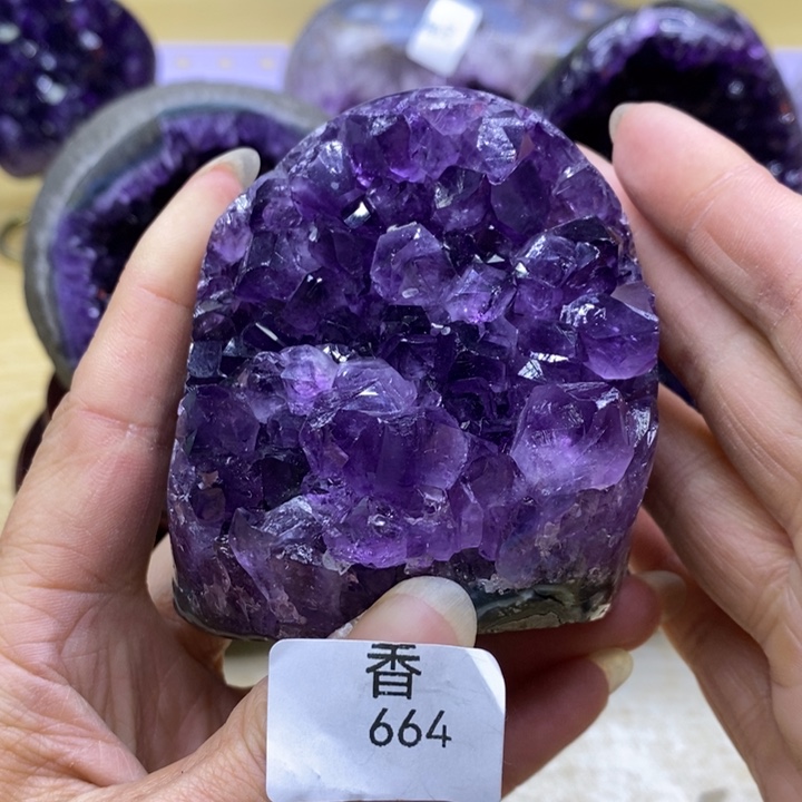 水晶大型摆件（非配饰）未镶嵌