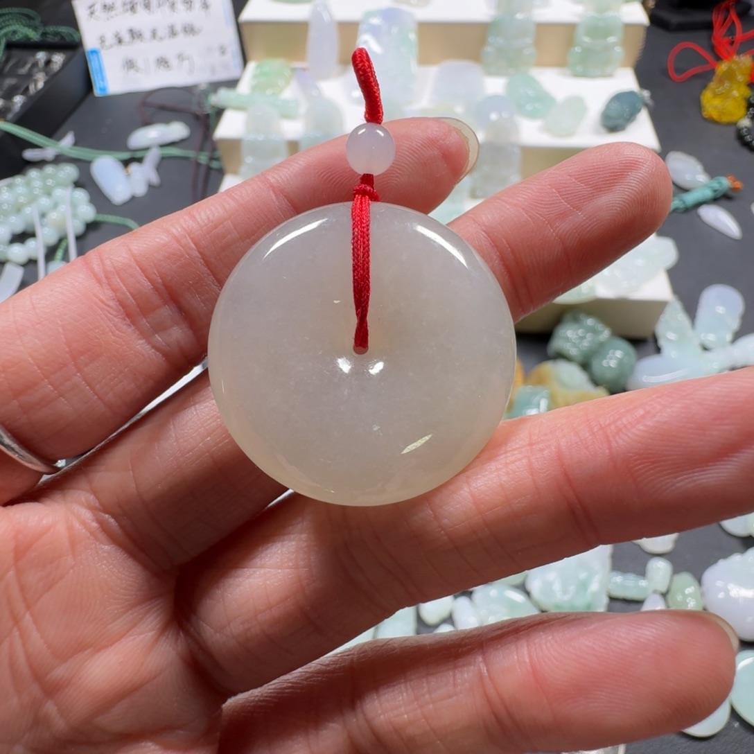 哈***呀翡翠未镶嵌吊坠(赠链)天然缅甸A货翡翠平安扣吊坠