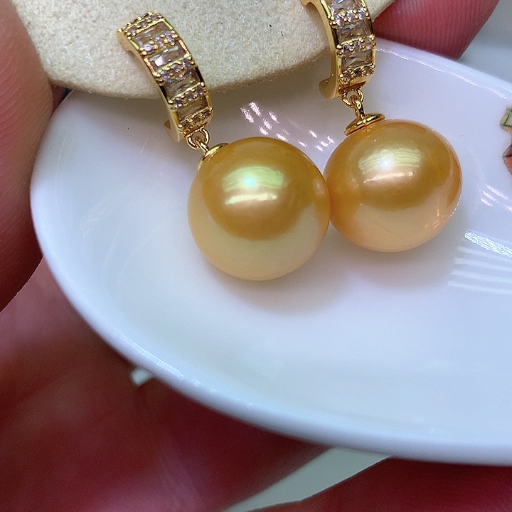 银S925镶嵌耳饰淡水珍珠